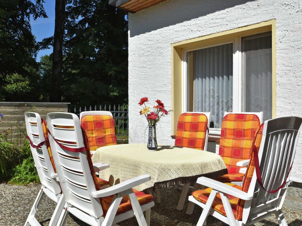 Attractive Bungalow In Ilsenburg With Terrace Buitenkant foto